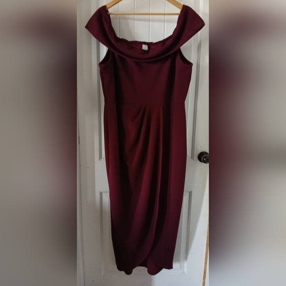 ❤️Libian burgundy off shoulder dress - Picture 2 of 6